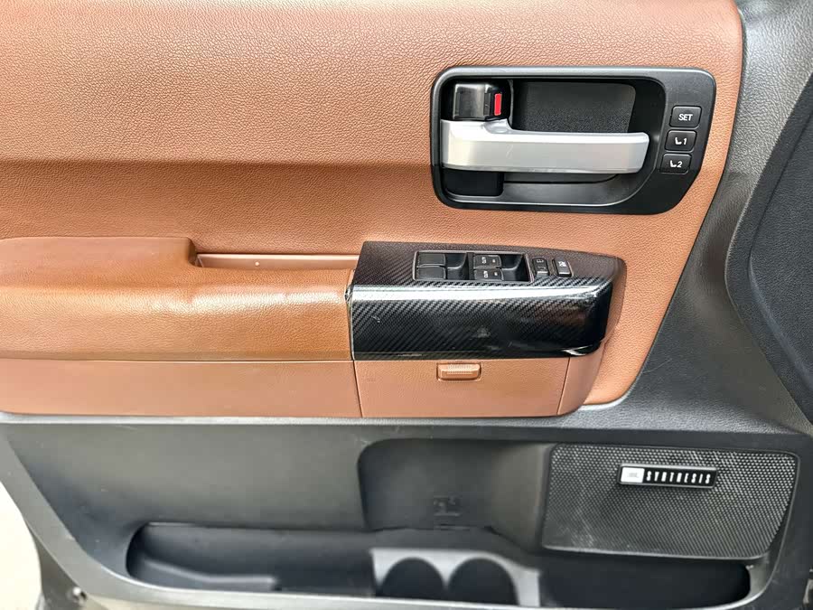 Toyota Sequoia 2012 #8 Toyota Sequoia 2012 imagen de coche #8