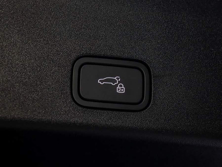 Li i6 2025 صورة سيارة #8