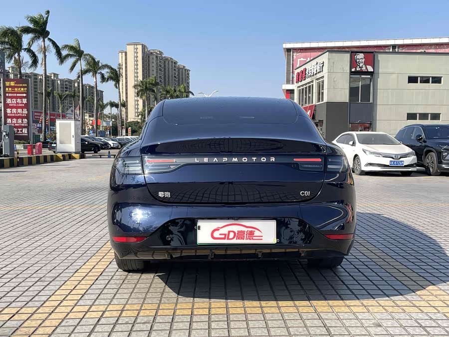 零跑汽车 零跑C01 2022 汽车图片 #8