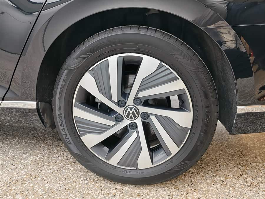 Volkswagen Magotan GTE 2023 car image #8