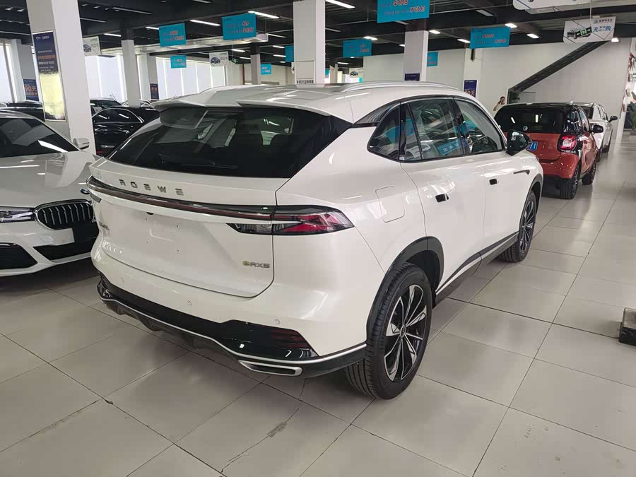 Roewe RX5 New Energy изображение автомобиля #8