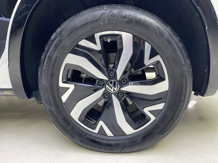 Volkswagen Tayron GTE 2023 #8 Volkswagen Tayron GTE 2023 car image #8