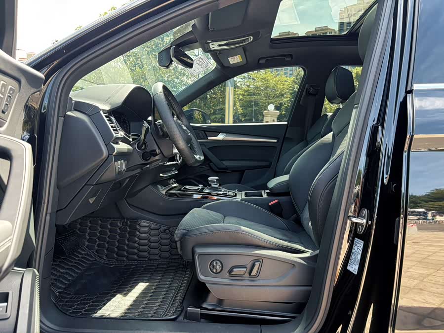 Audi Q5L Sportback 2022 immagine di auto #8