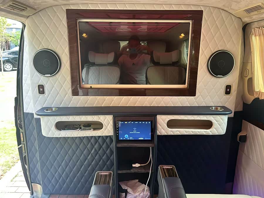 奔驰 唯雅诺 2016 汽车图片 #8