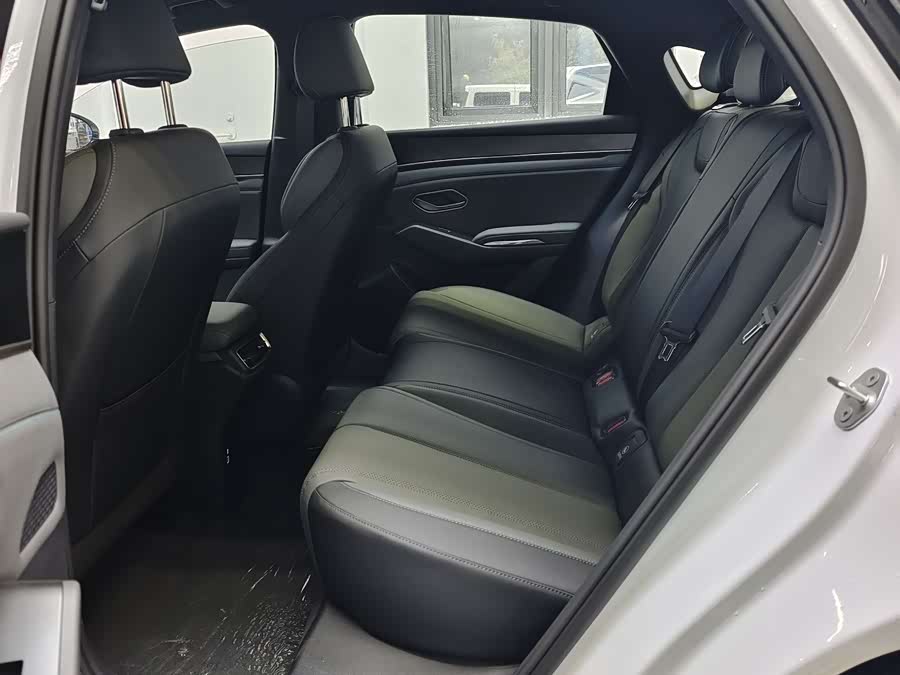 BYD Qin L 2025 car image #8