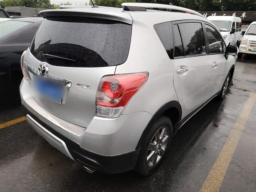 Toyota Reiz 2017 immagine di auto #8