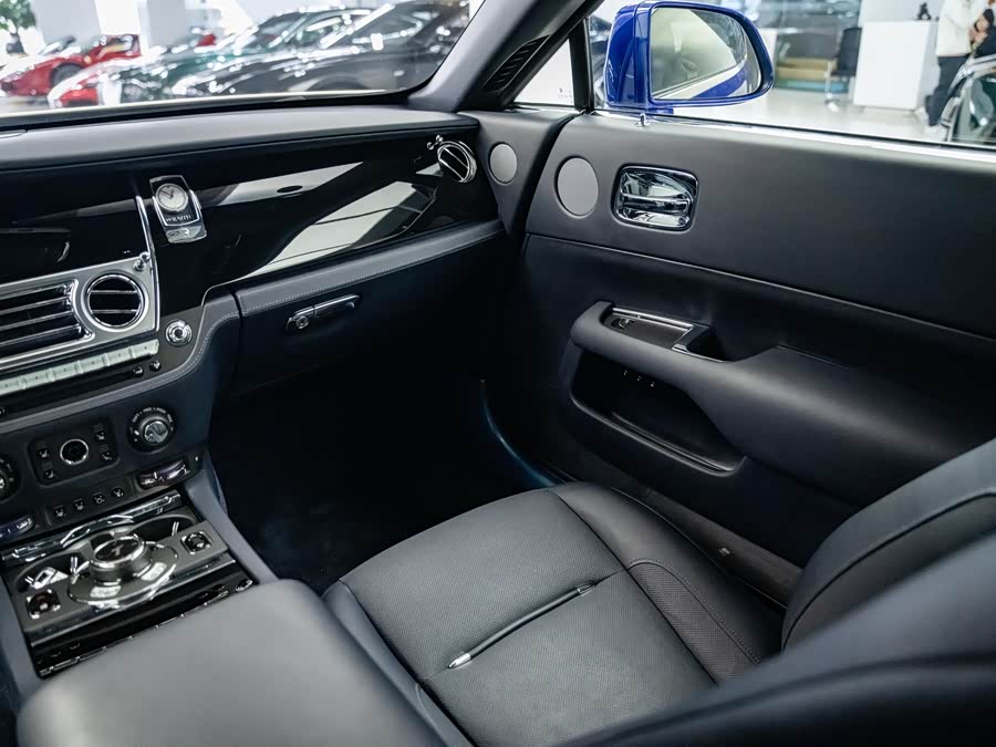 Denza Wraith 2020 car image #8