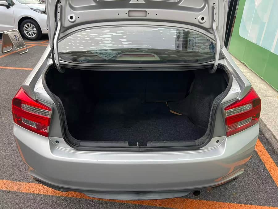 Honda City Classic 2013 car image #8