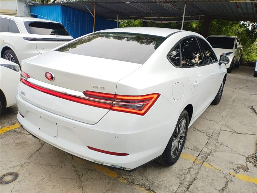 BYD Qin Pro New Energy 2021 car image #8