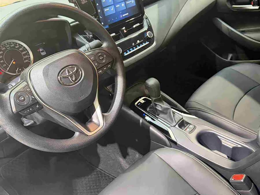 Toyota Corolla 2021 image de voiture #8