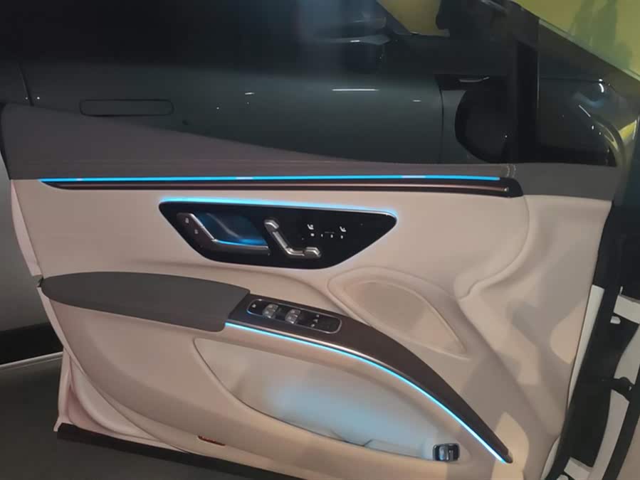 Mercedes-Benz EQS Class 2022 #8 Mercedes-Benz EQS Class 2022 car image #8