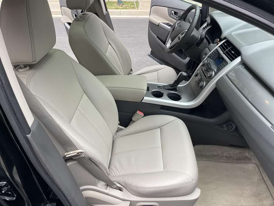 Ford Edge (Imported) 2011 immagine di auto #8