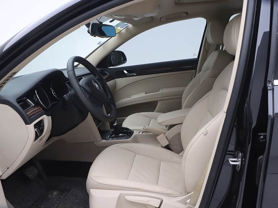 Skoda Superb 2015 car image #8