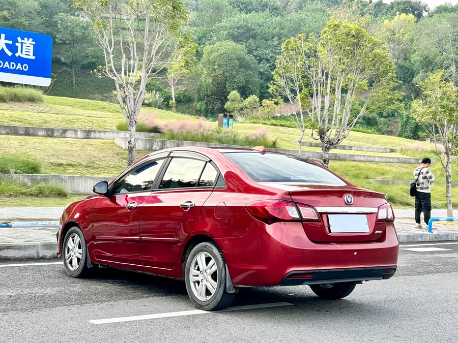 Changan Alsvin V5 2014 car image #8
