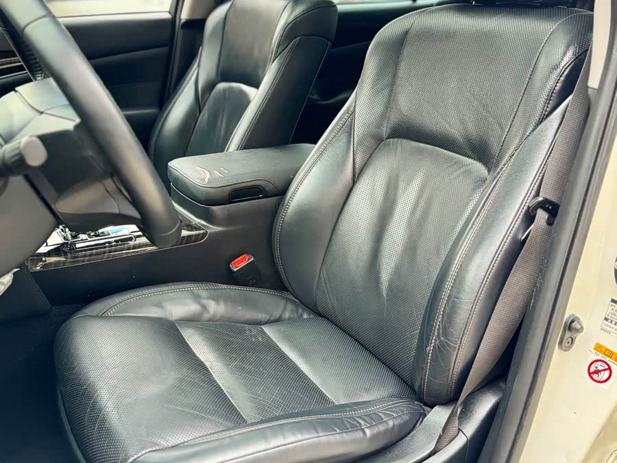 丰田 皇冠 2017 汽车图片 #8