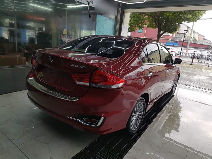 Suzuki Ciaz 2014 изображение автомобиля #8