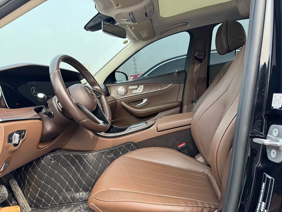 Mercedes-Benz E Class New Energy 2022 car image #8