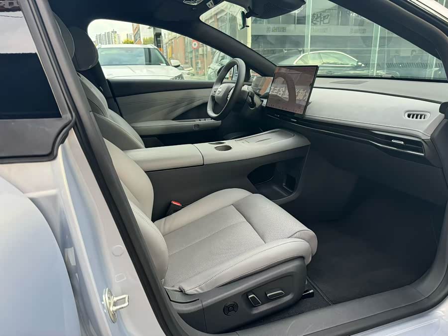 日产 日产N7 2025 汽车图片 #8