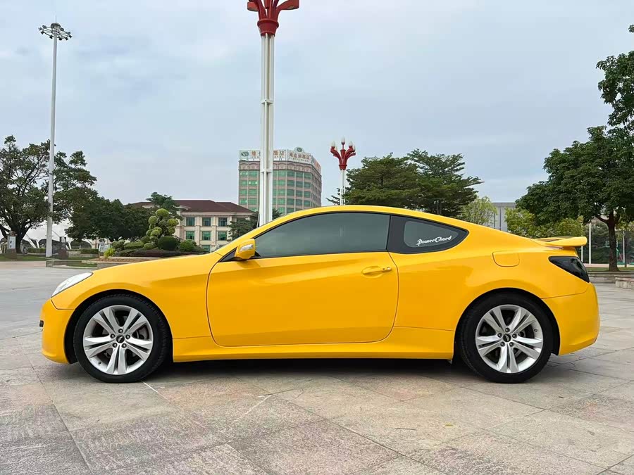 Hyundai Rohens-Coupe 2012 car image #8