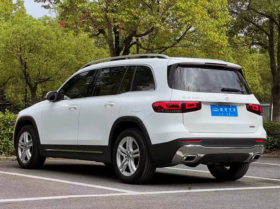 Mercedes-Benz GLB Class 2022 car image #8