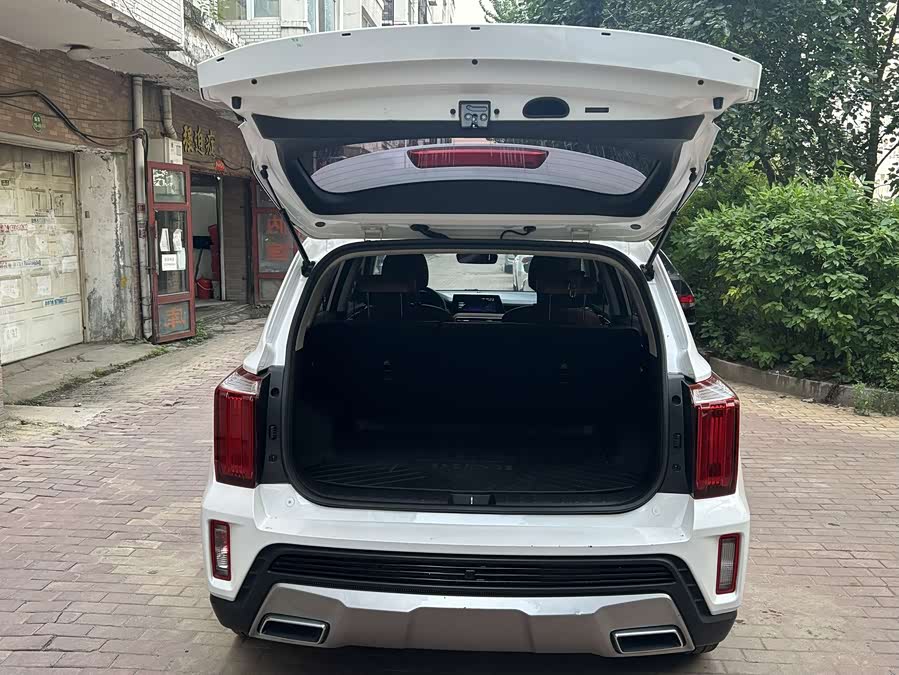 起亚 智跑 2022 汽车图片 #8