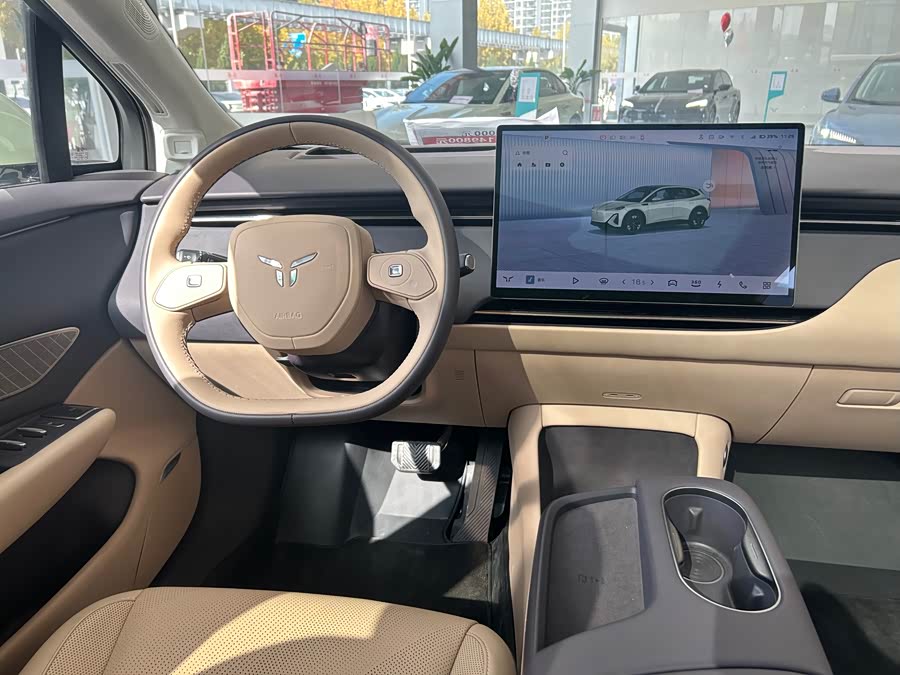 HongQi TianGong 06 2025 #8 HongQi TianGong 06 2025 car image #8