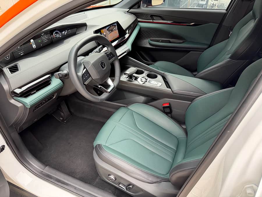 Changan UNI-V iDD 2024 #8 Changan UNI-V iDD 2024 car image #8