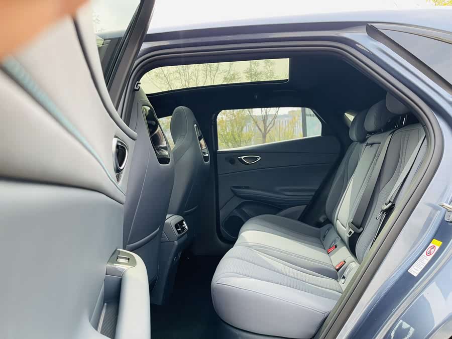 BYD Seal 06GT 2025 car image #8