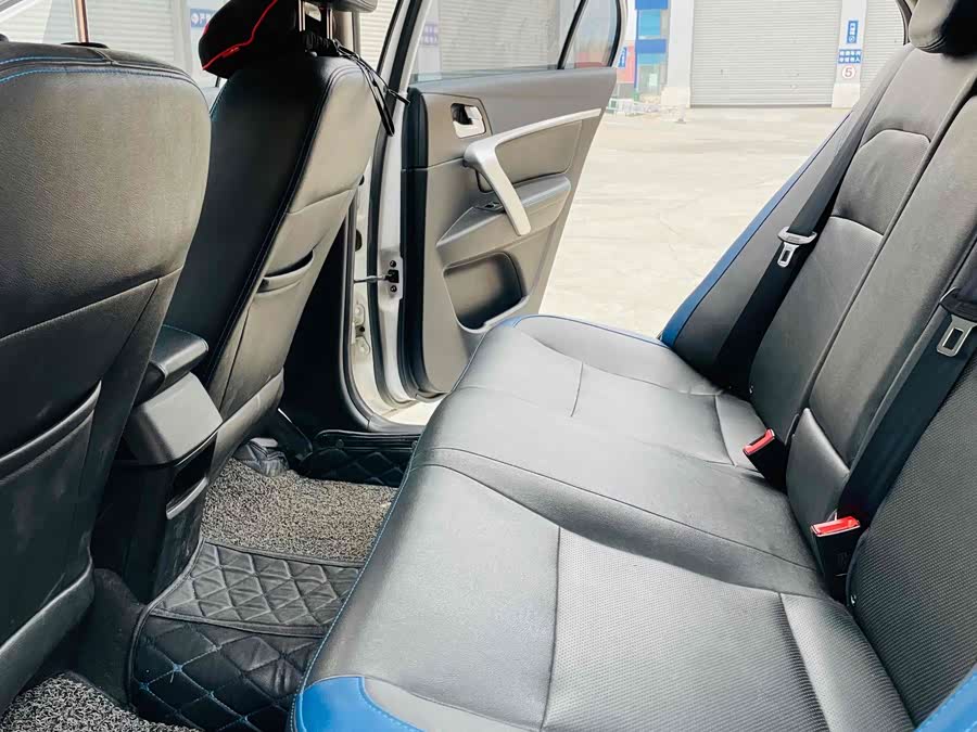 GEELY Emgrand New Energy 2016 #8 GEELY Emgrand New Energy 2016 car image #8