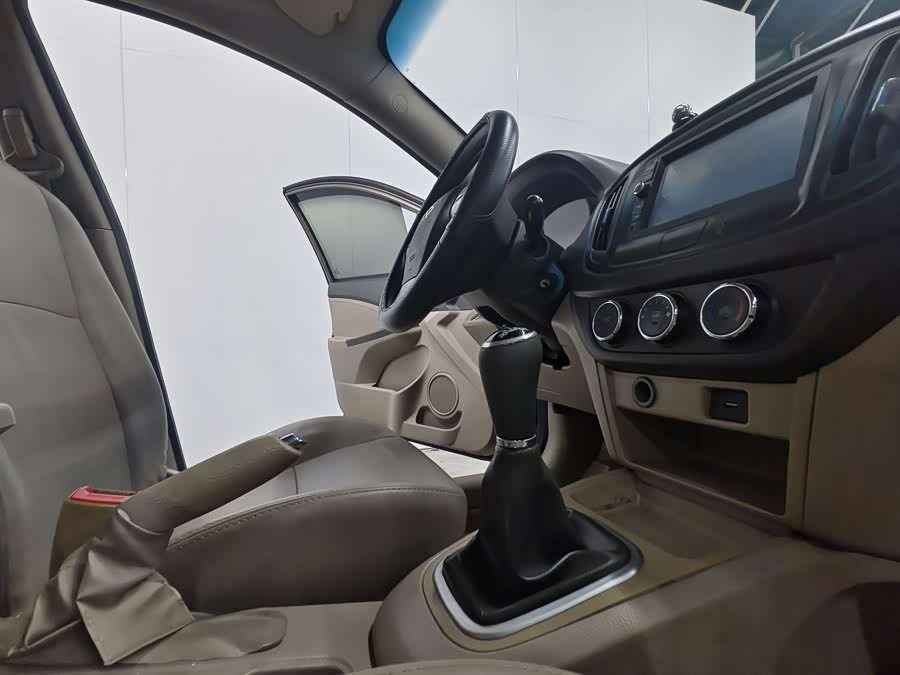 Chery E5 2013 immagine di auto #8