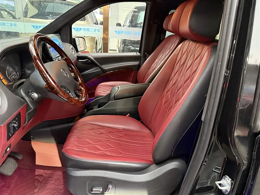 奔驰 唯雅诺 2015 汽车图片 #8