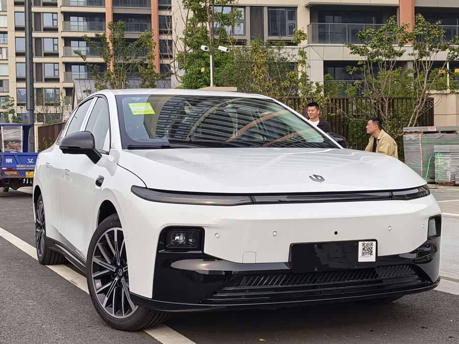 零跑汽车 零跑B01 汽车图片 #8