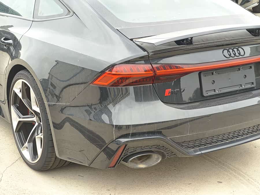 Audi RS 7 car image #8