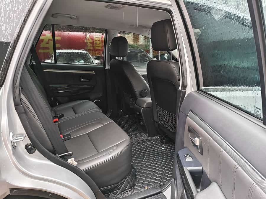 Haval H5 Class 2016 #8 Haval H5 Class 2016 car image #8