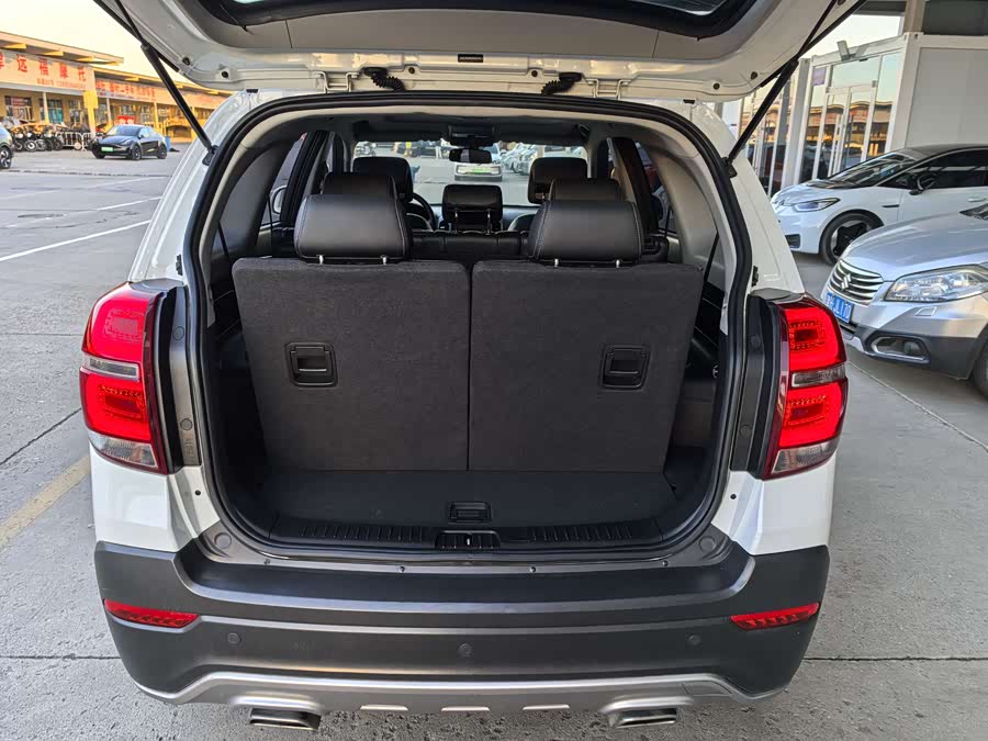 Chevrolet Captiva 2016 #8 Chevrolet Captiva 2016 car image #8