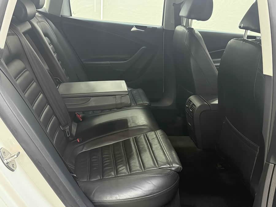 大众 Passat 2011 汽车图片 #8