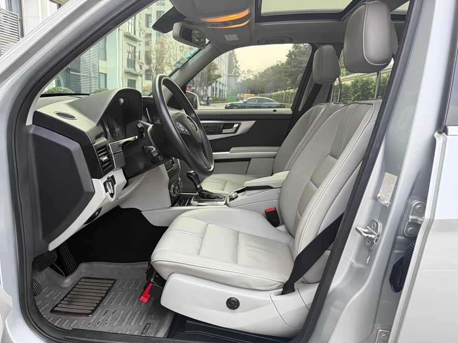 Mercedes-Benz GLK Class (Imported) 2010 car image #8