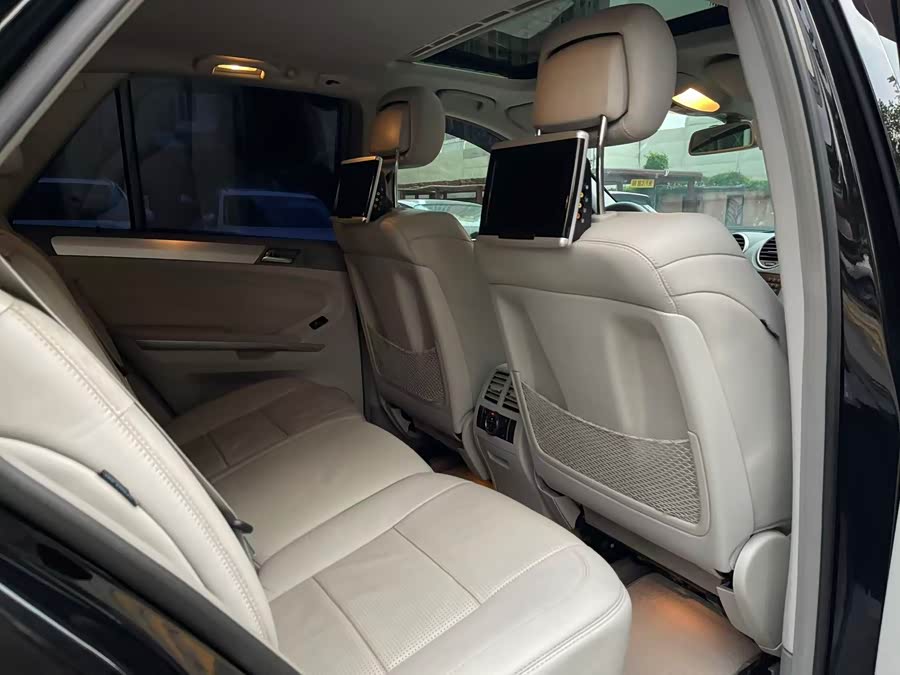 Mercedes-Benz M AMG 2012 image de voiture #8