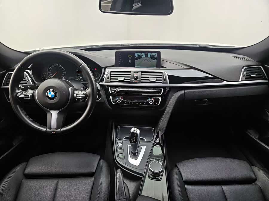 BMW 3 Series GT 2019 immagine di auto #8