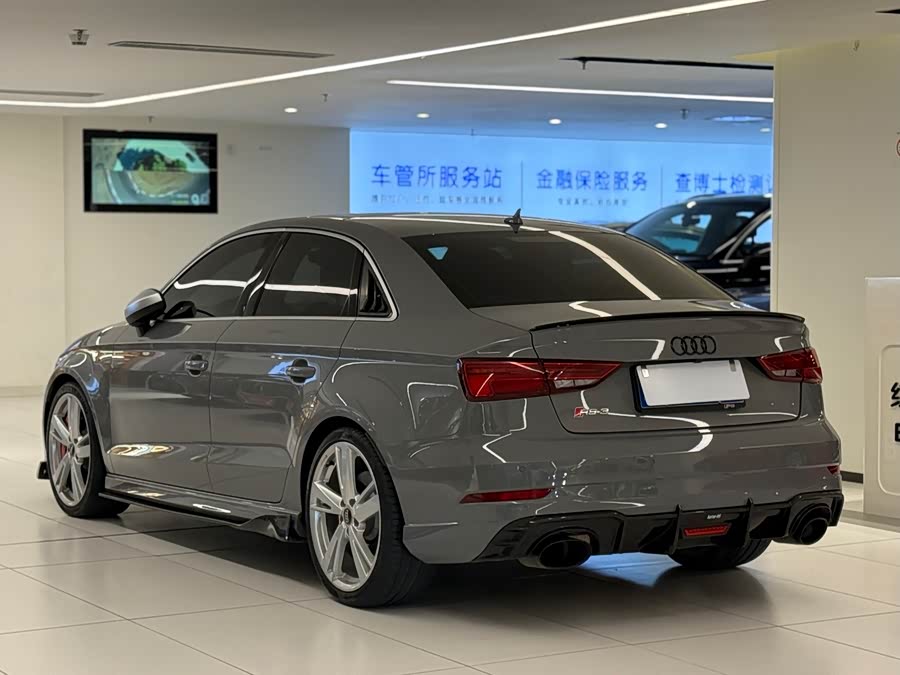 Audi RS 3 2018 car image #8