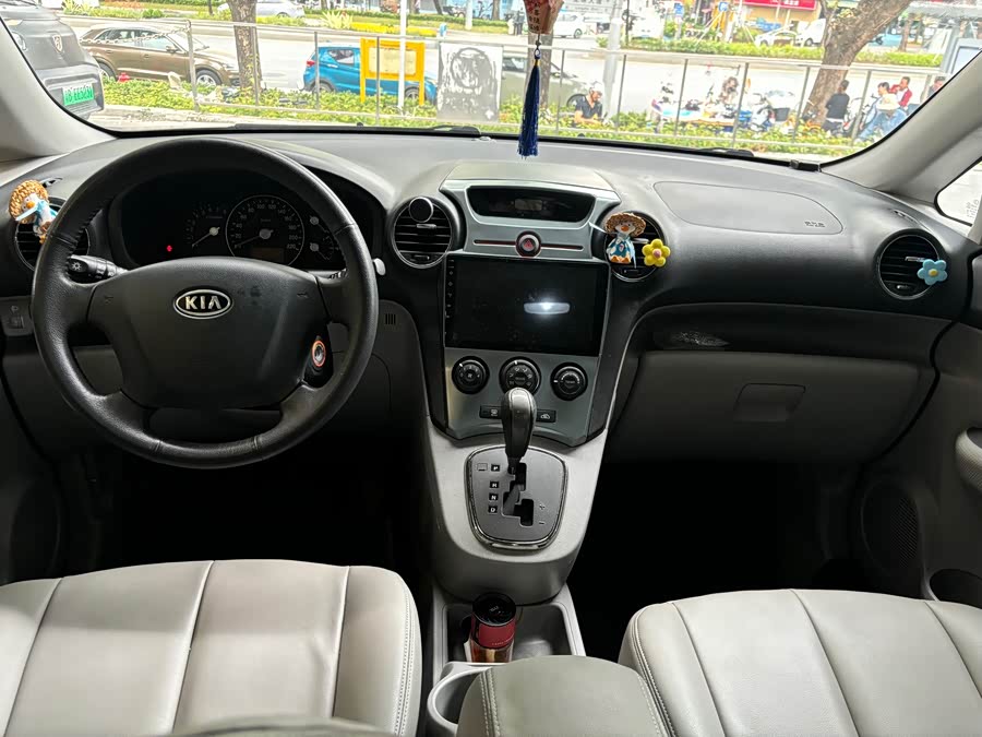 Kia Carens 2012 image de voiture #8