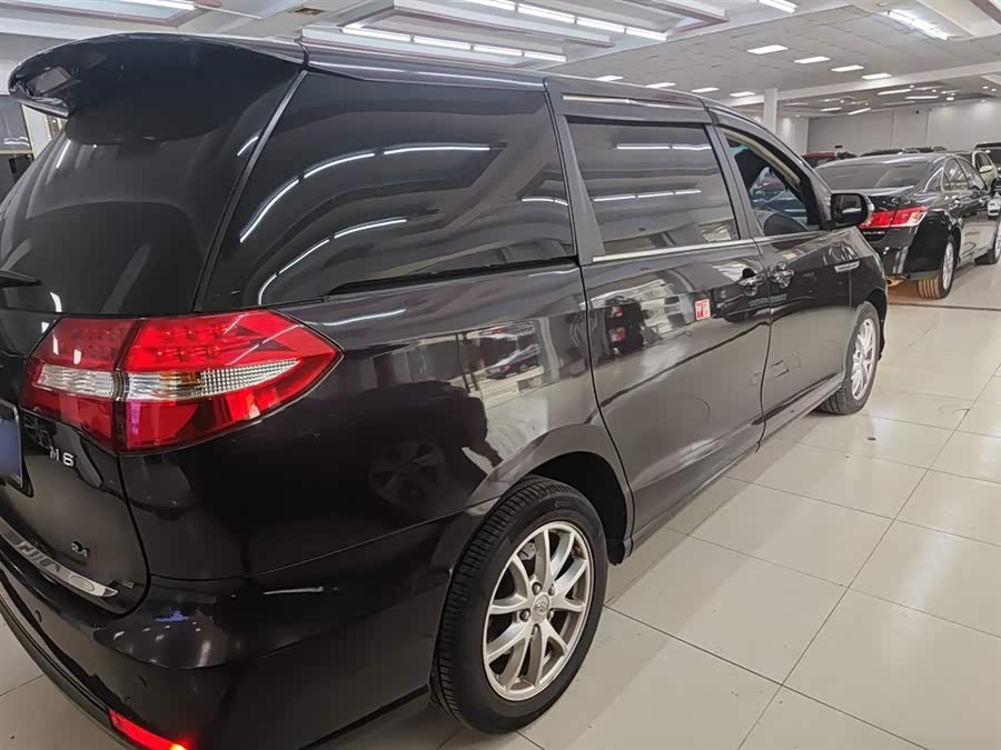 BYD M6 2015 car image #8