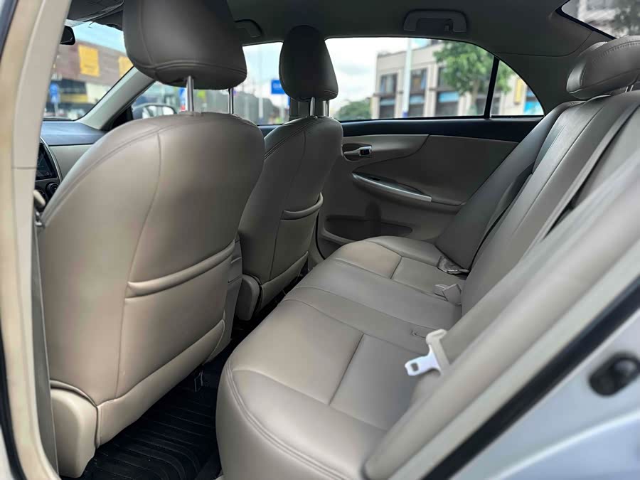 丰田 卡罗拉 2010 汽车图片 #8