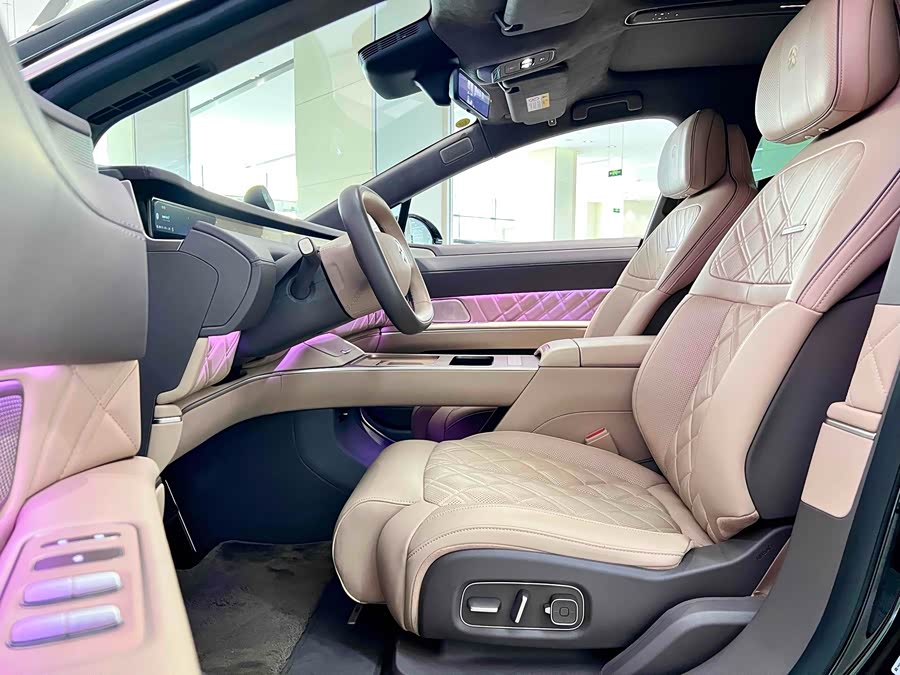 NIO ET9 2025 صورة سيارة #8