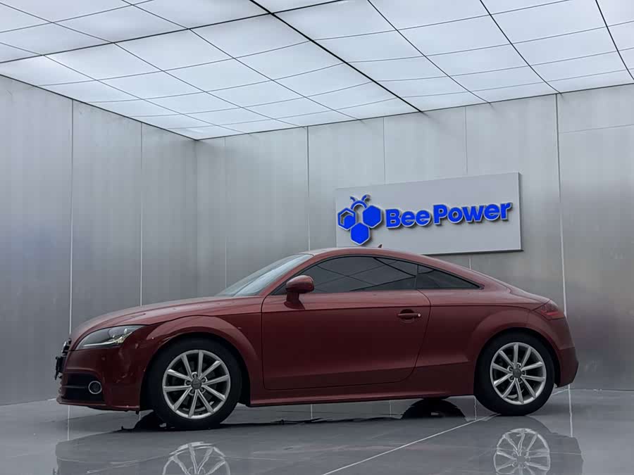 Audi TT 2015 car image #8