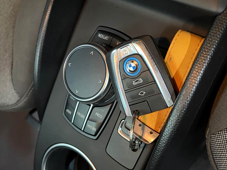 BMW i3 (Imported) 2018 #8 BMW i3 (Imported) 2018 صورة سيارة #8