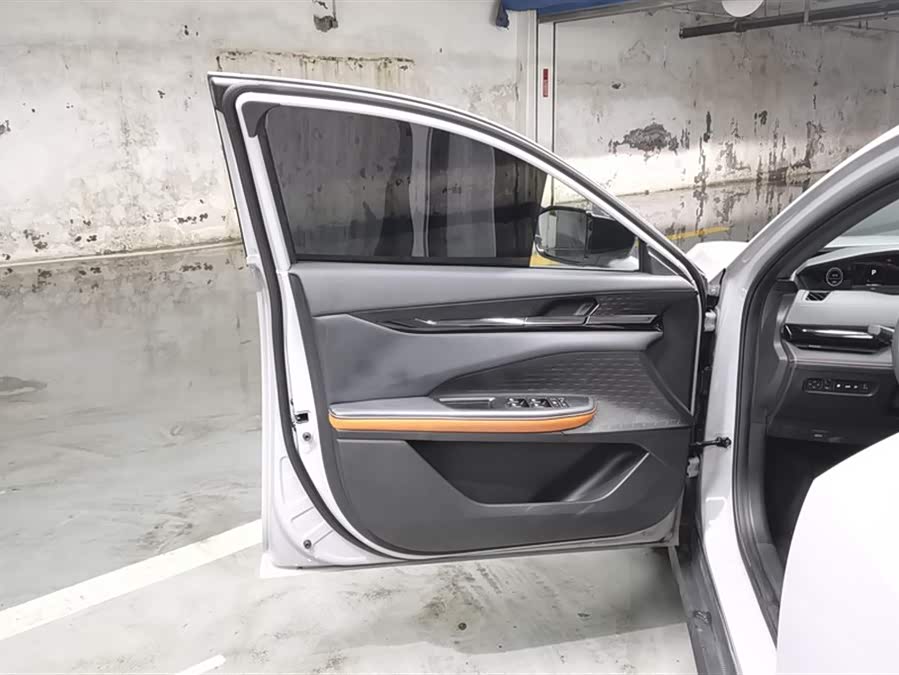 Changan UNI-V iDD 2023 #8 Changan UNI-V iDD 2023 car image #8