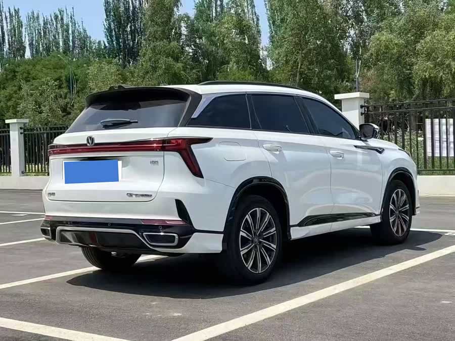 Changan CS75 Plus iDD 2023 imagen de coche #8