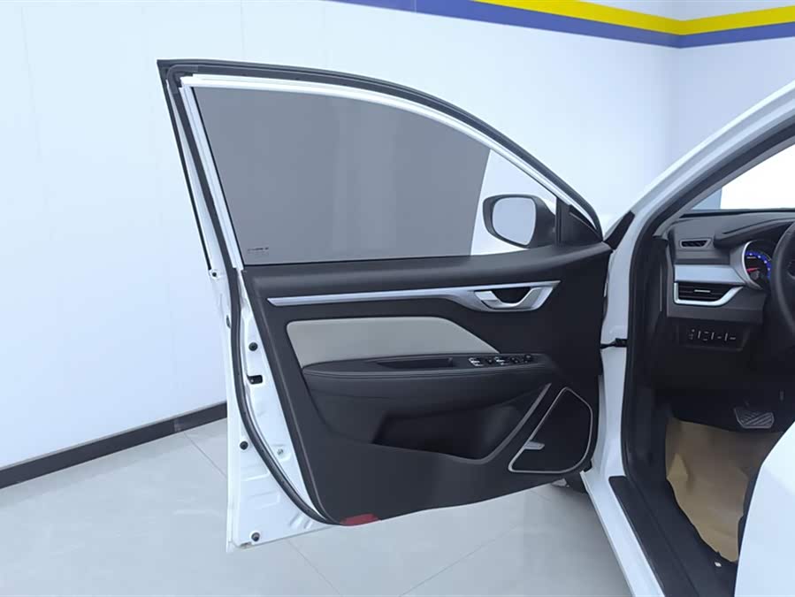 GEELY Vision 2020 car image #8