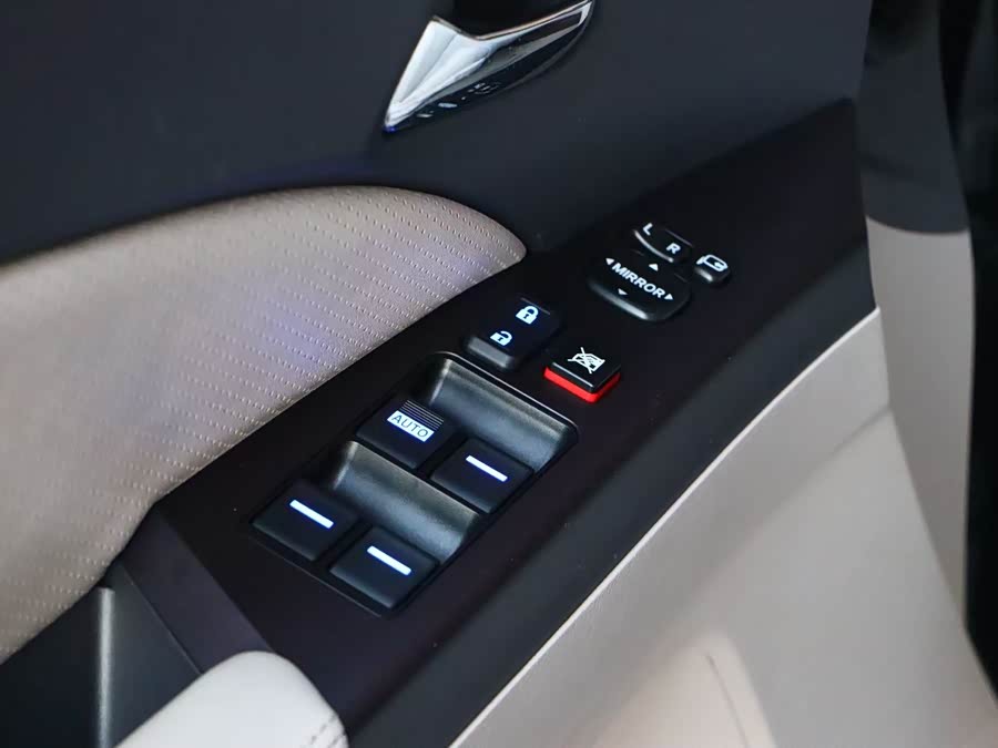 BYD e6 2016 #8 BYD e6 2016 car image #8